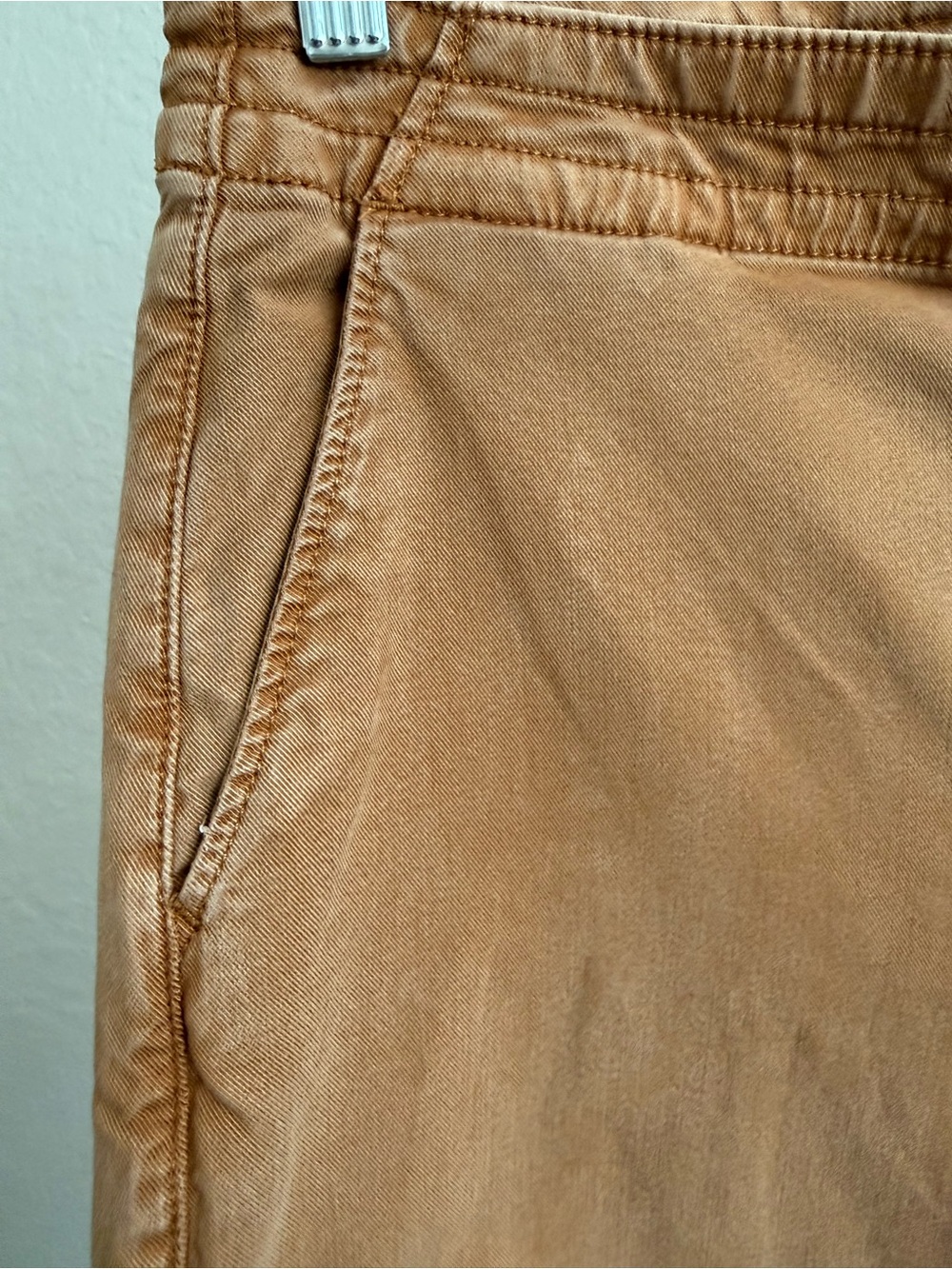 PAIGE Reid Jogger Camel Brown Tencel Utility Pants Size 26 $249 - Picture 8 of 16